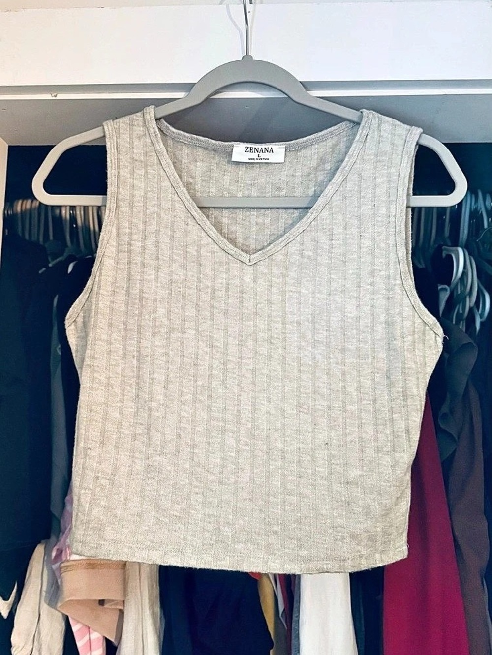 Zenana Washed Ribbed Seamless Cropped V-Neck Tank Top Cream